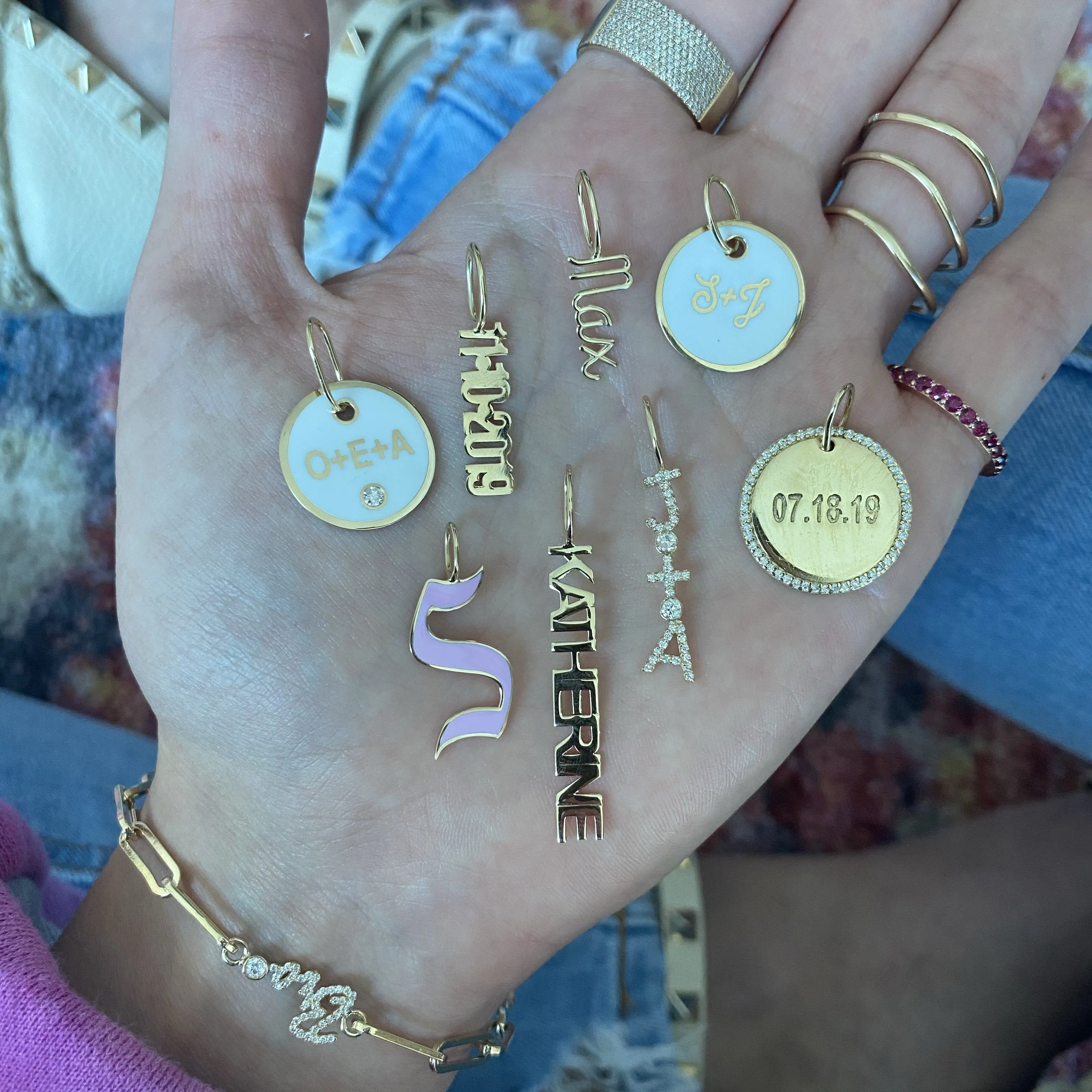 14k Bubbly Script Name Charm