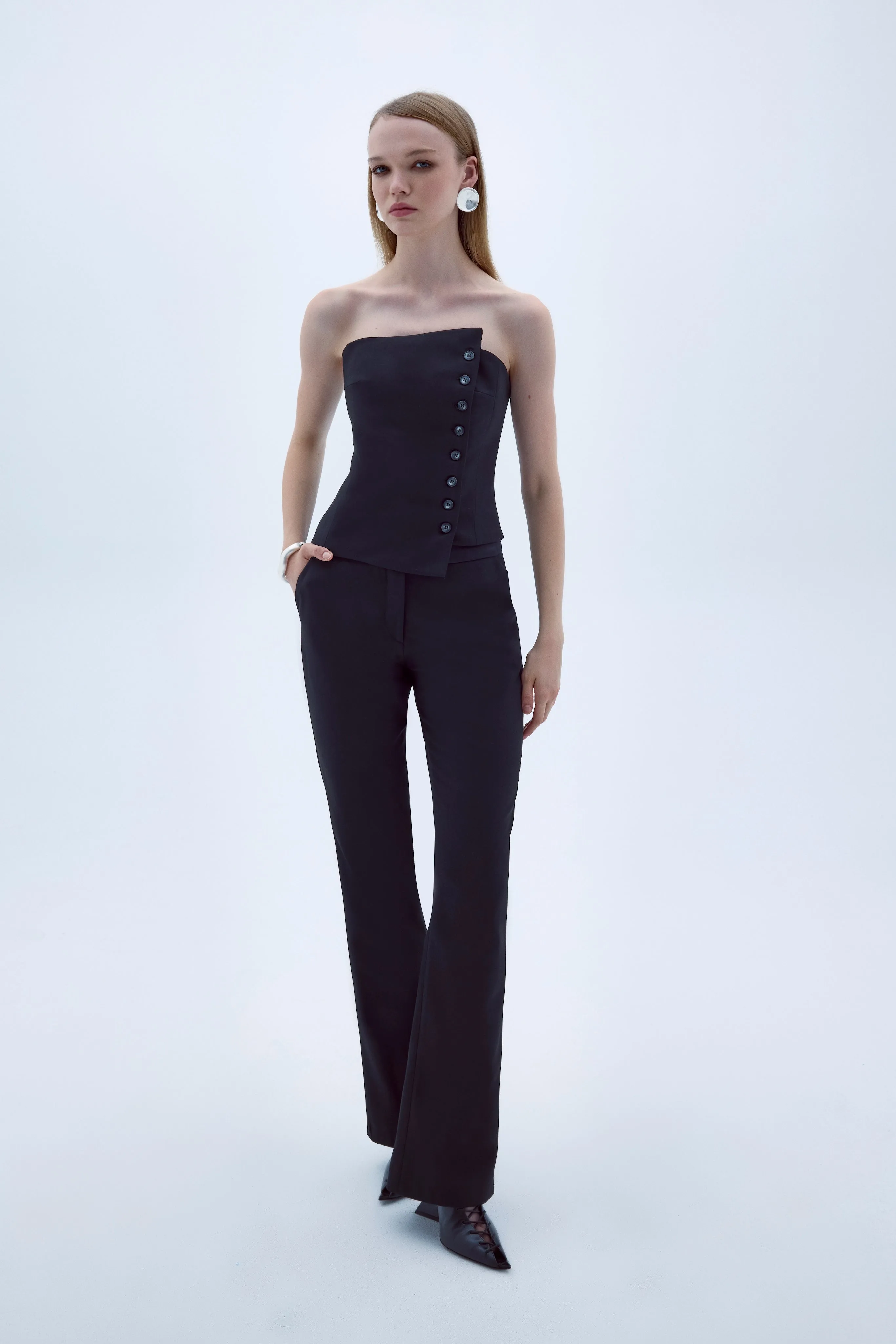 Arced Straight Cut Trouser