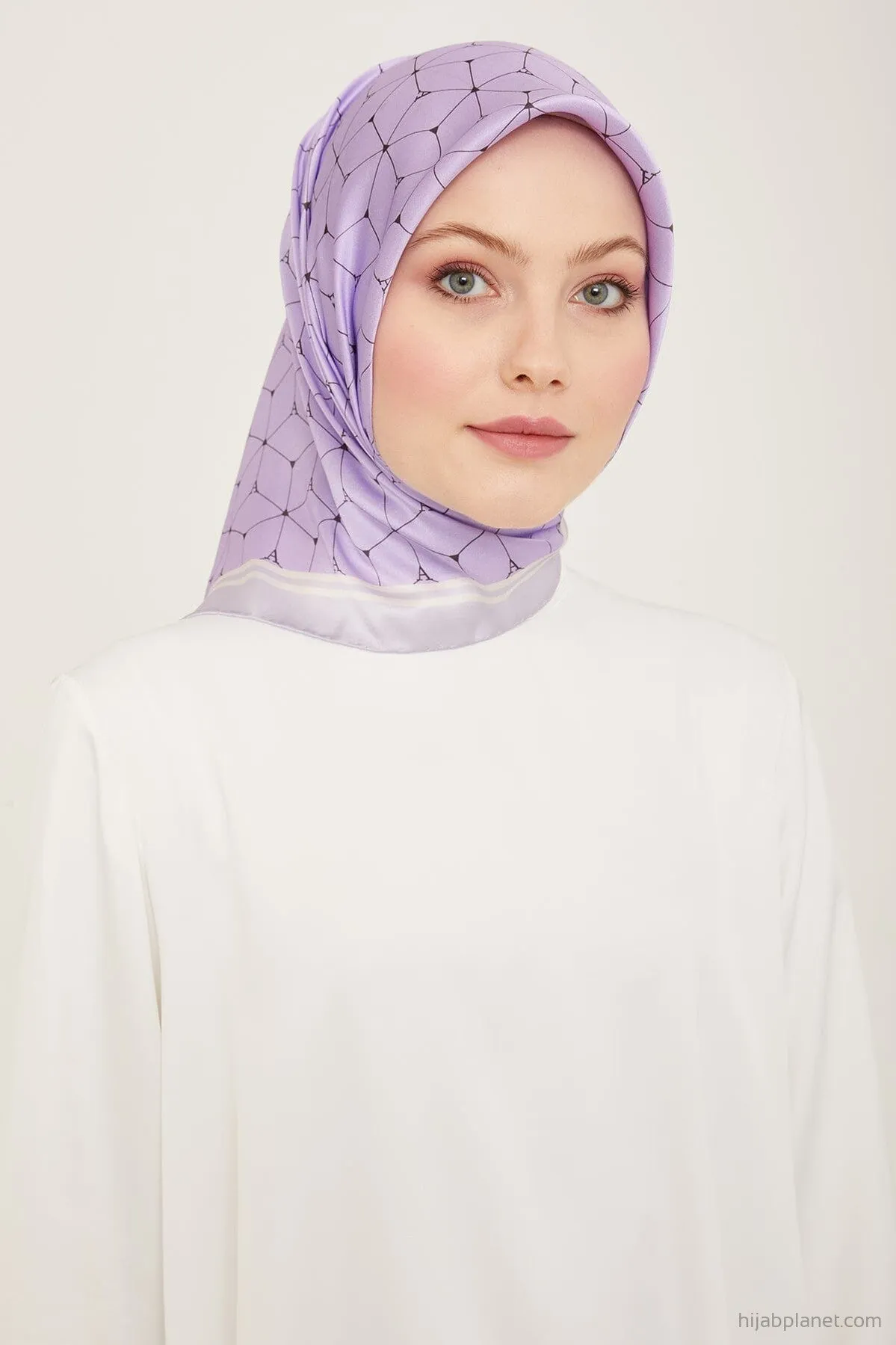 Armine Aries Women Silk Scarf #85