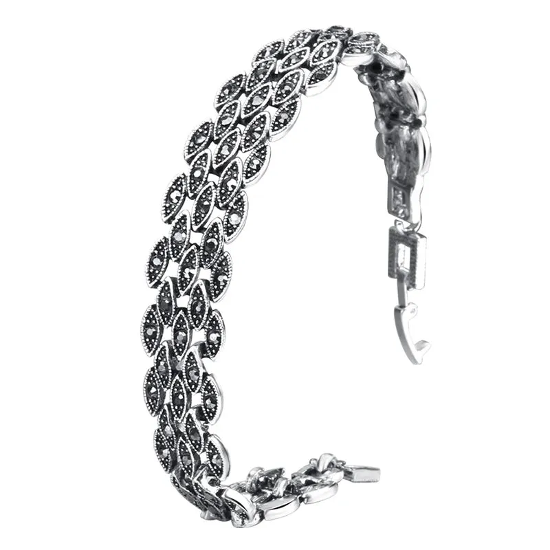 Bright Black Crystal Eye Link Bracelet  Vintage Antique Silver