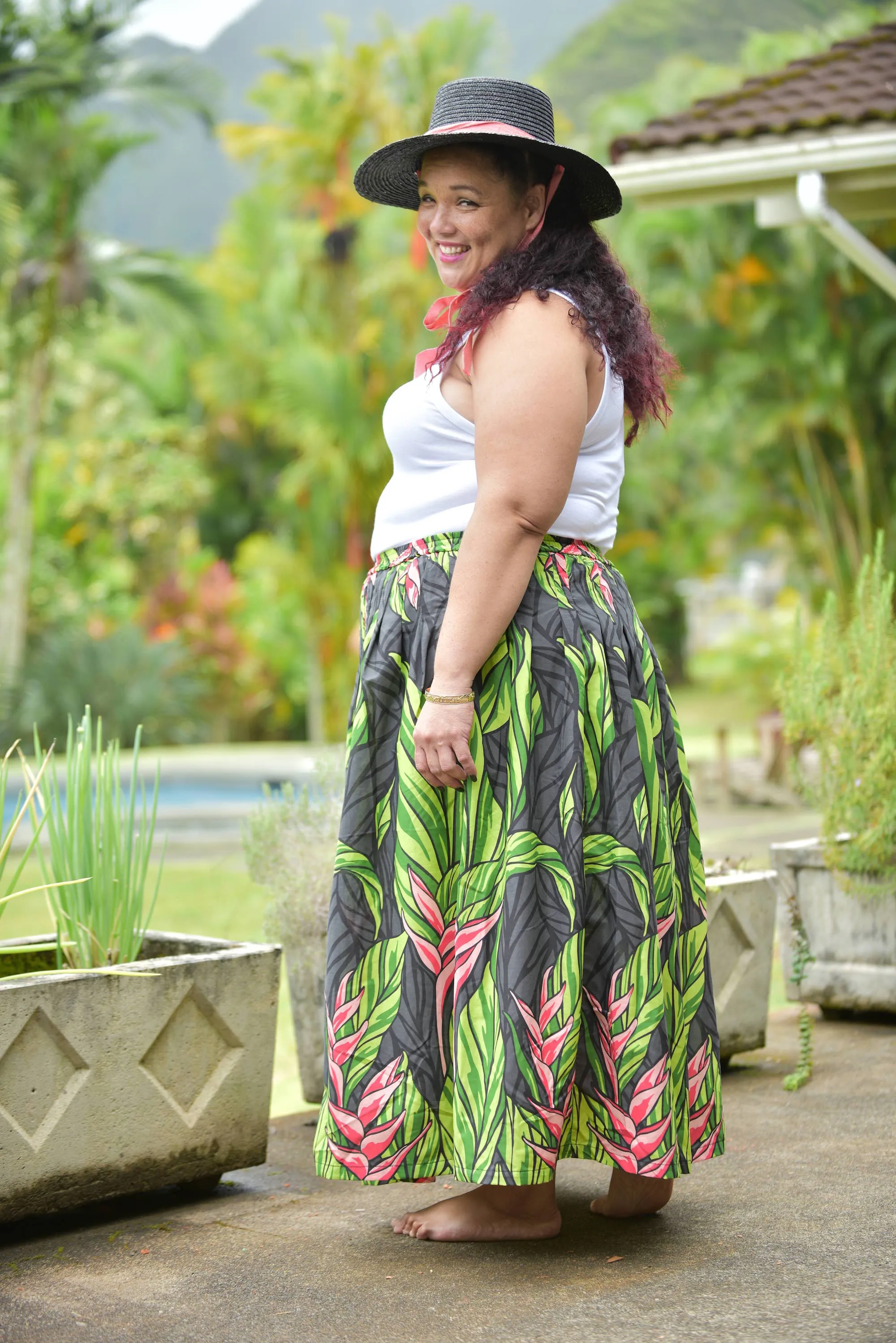 Cora Spearman Hawaii WOMENS Black Ginger Pleated Maxi Skirt