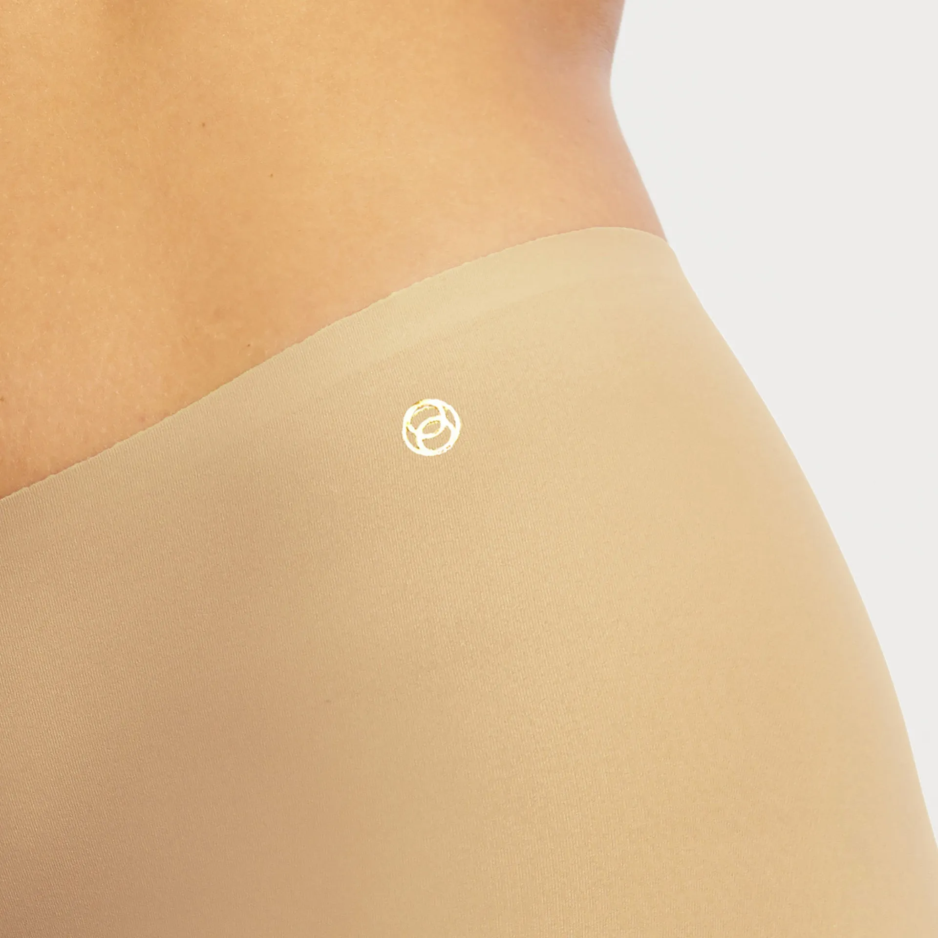 Evelyn & Bobbie Slip Short in Basic Colors Queen Size 16-24