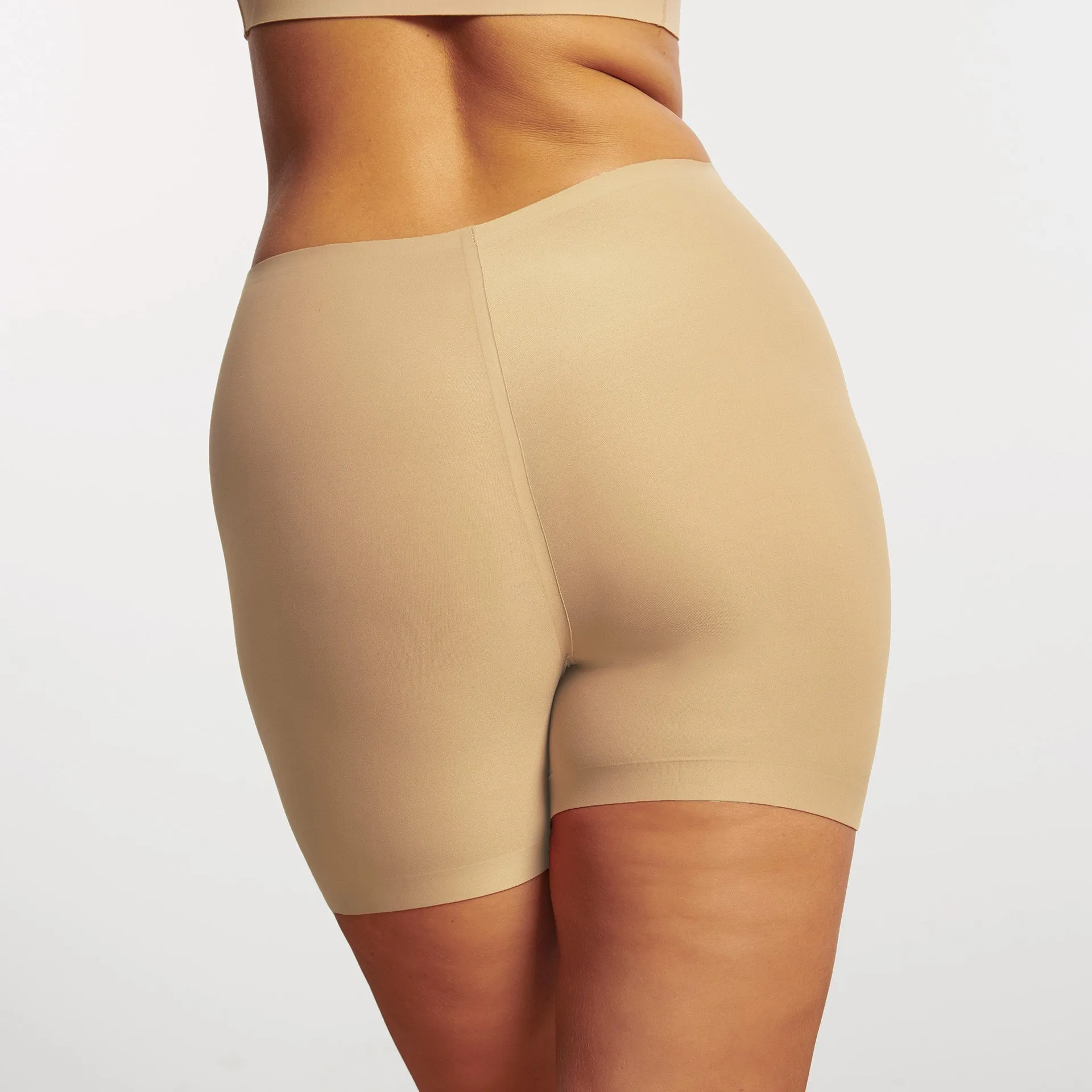 Evelyn & Bobbie Slip Short in Basic Colors Queen Size 16-24