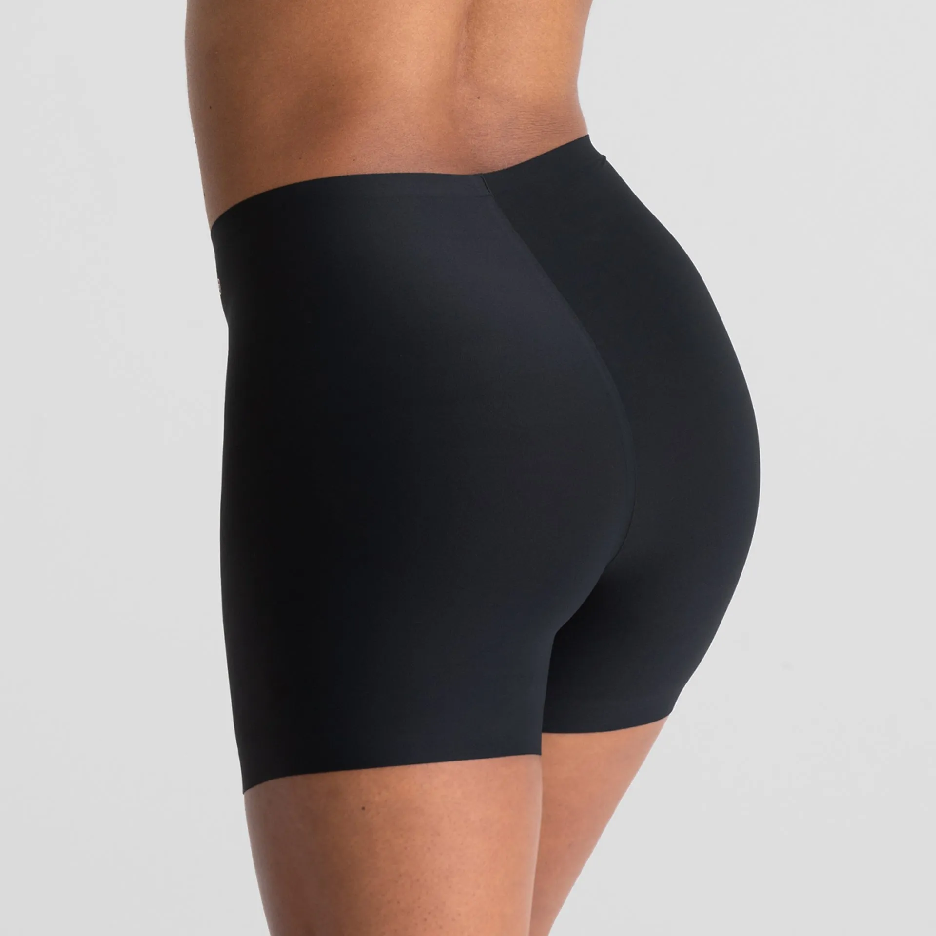 Evelyn & Bobbie Slip Short in Basic Colors Queen Size 16-24