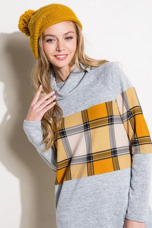 PLAID MIXED TURTLE NECK TOP