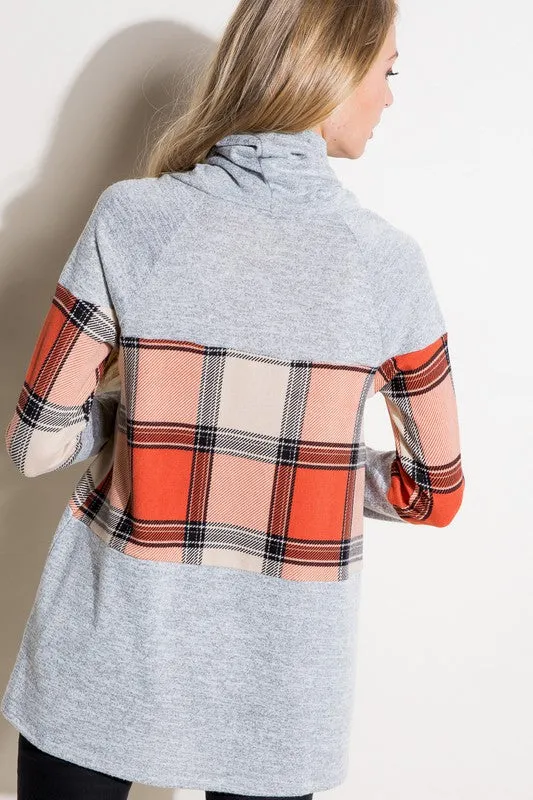 PLAID MIXED TURTLE NECK TOP