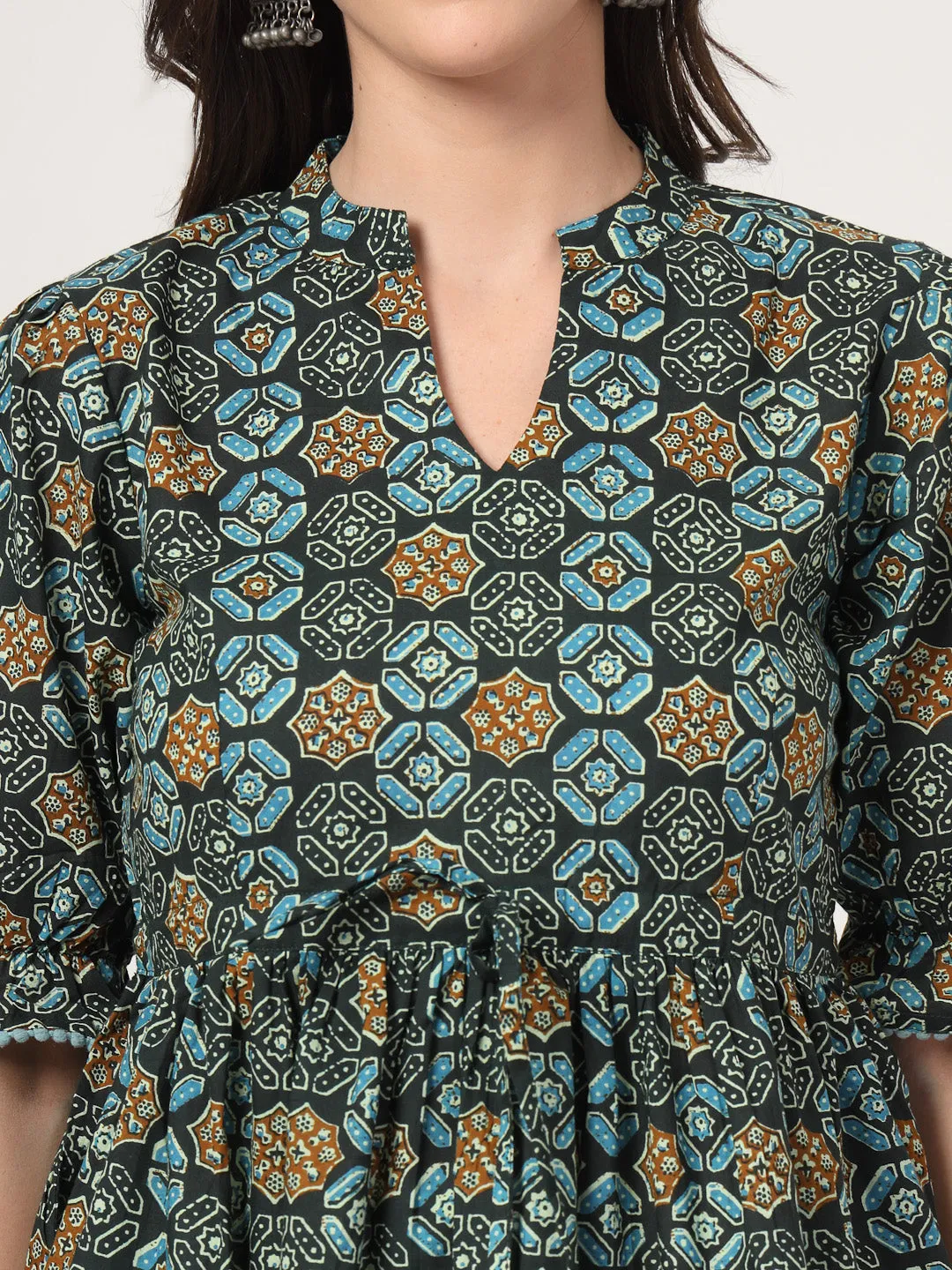 Style Quotient Women Navy Printed Tunic