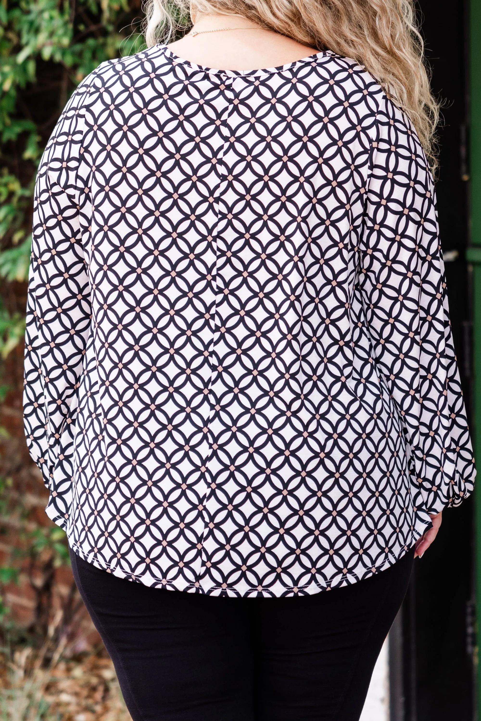 Sweetheart Symmetry Top, Black