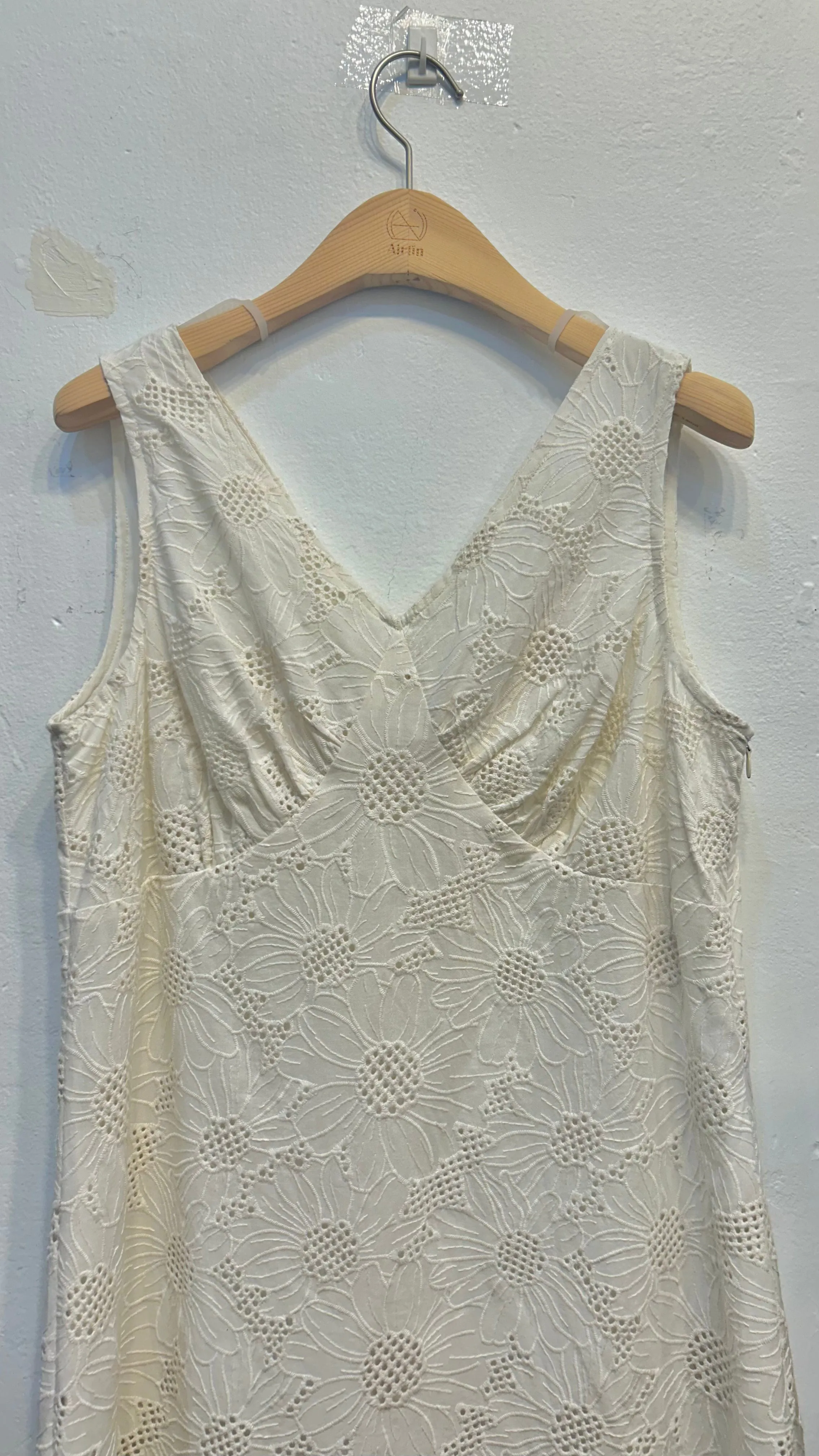 V-neck ivory cotton dress