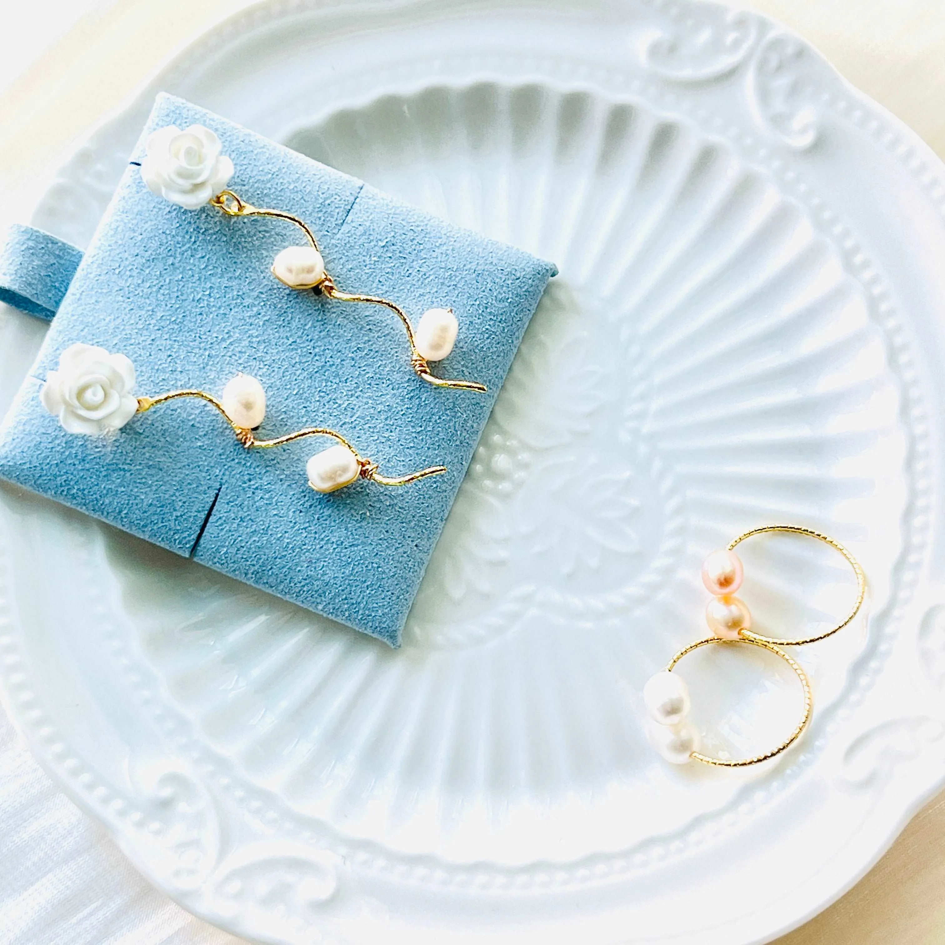 White Rose Pearl Earrings